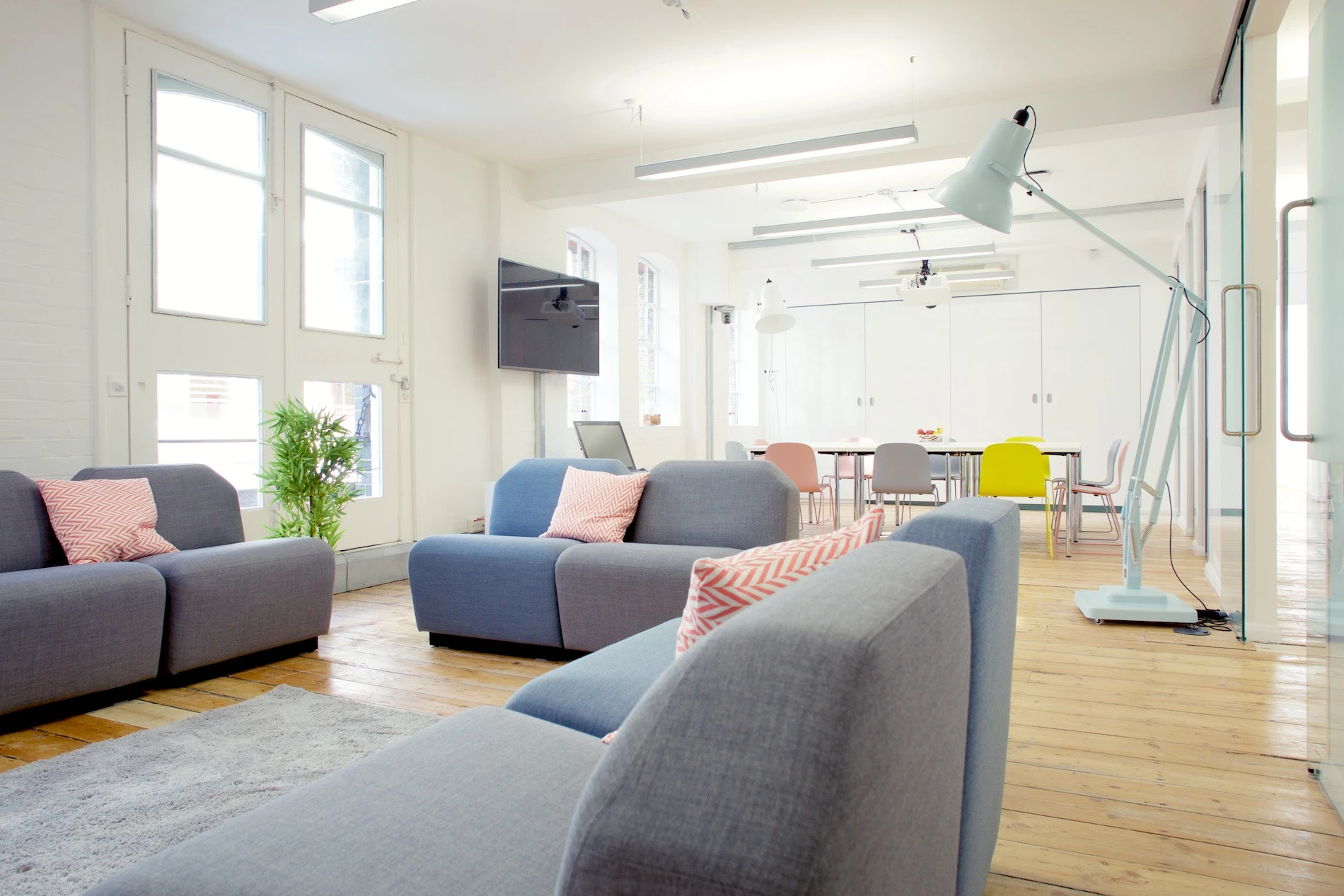 633aca58922b3670e at Warehouse @Sutherland Labs Meeting room in London, United Kingdom