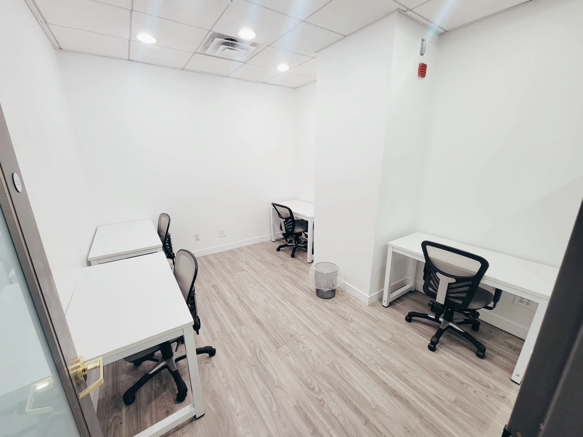 630e7b0de0c26470e at Suite 1230 @ Eony New York Office in New York, United States