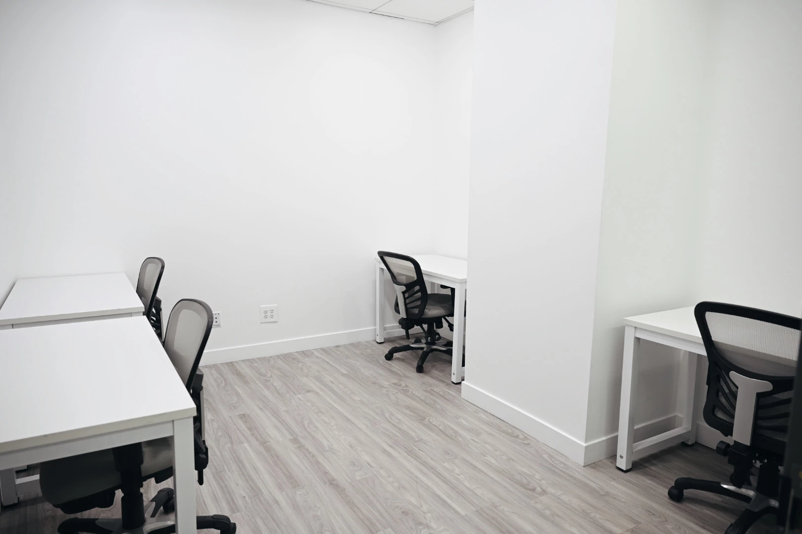 630e7b1031bc605f9 at Suite 1230 @ Eony New York Office in New York, United States