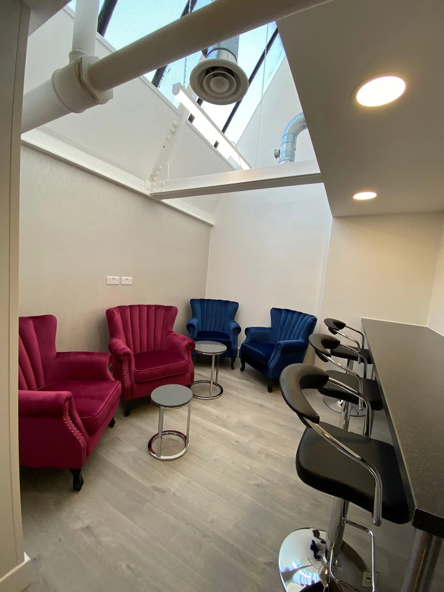 63173f58b661832b3 at 2 Person Office @ KOZMIK Work Space Office in London, United Kingdom