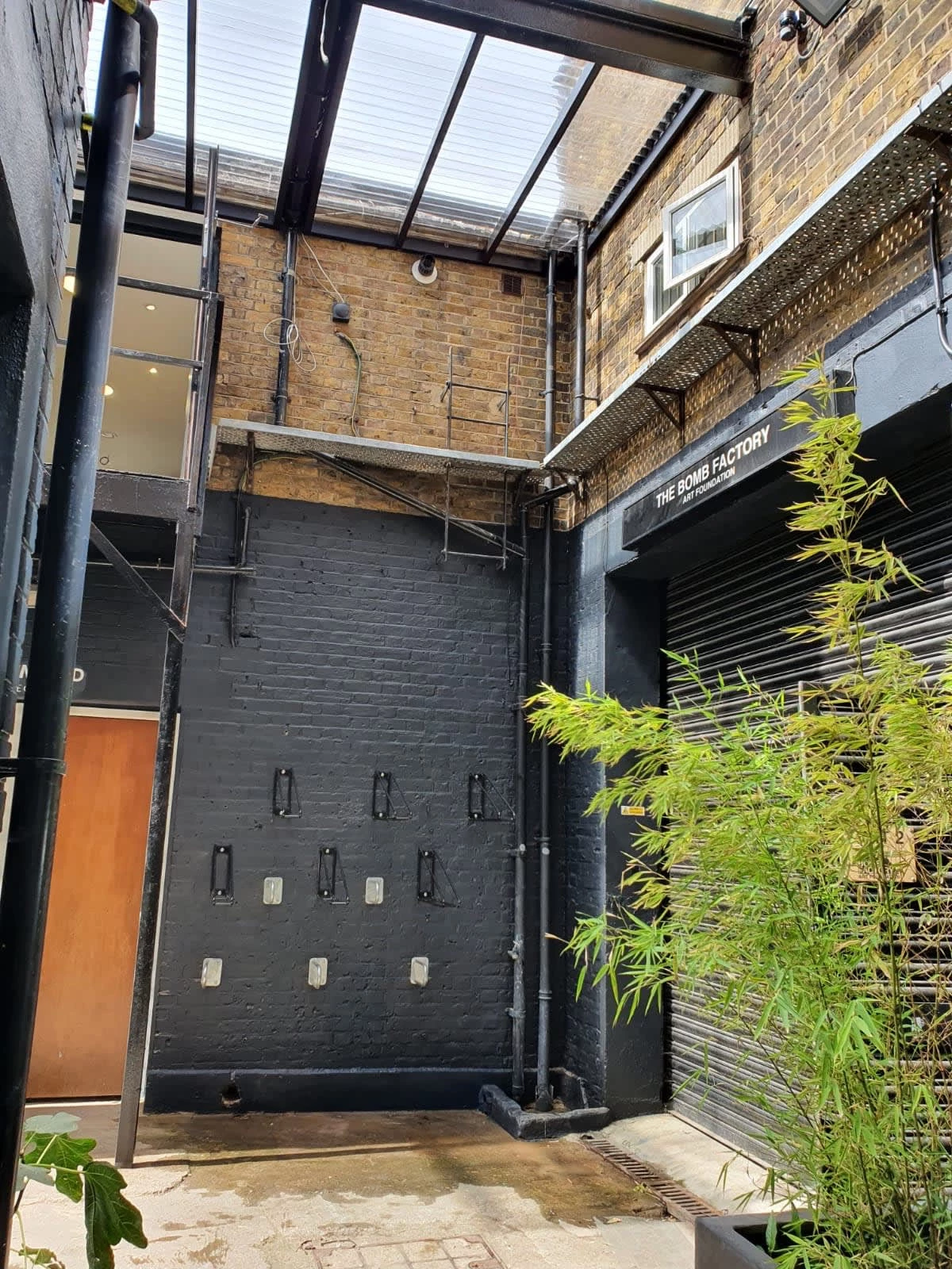 63173fe9ba00ddc91 at 6 Person Office @ KOZMIK Work Space Office in London, United Kingdom