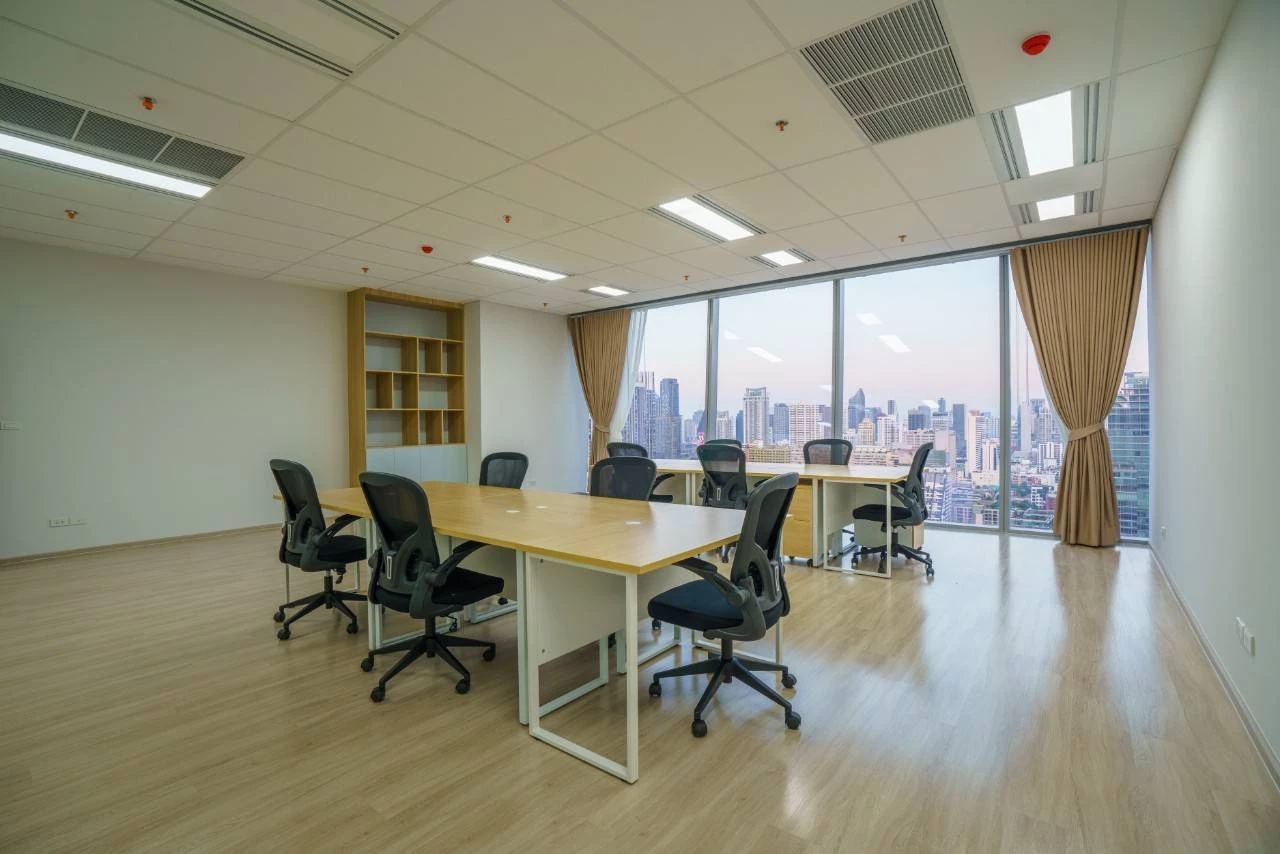 684132994b838c0c7 at Office Space Office in Bangkok, Thailand