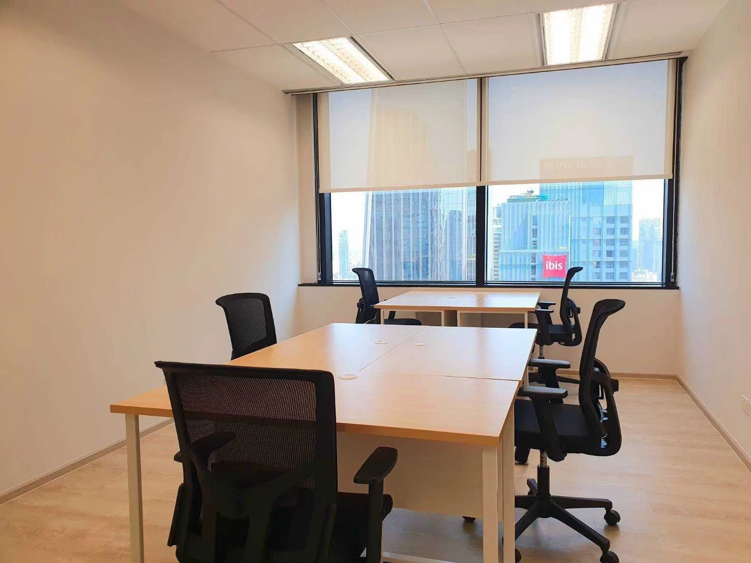 684134b104079acf4 at Office Space Office in Bangkok, Thailand