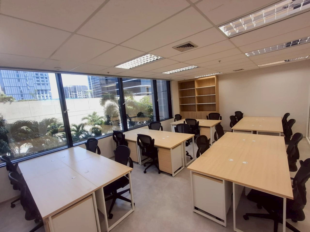 684138aeafb78fc80 at Office Space Office in Bangkok, Thailand