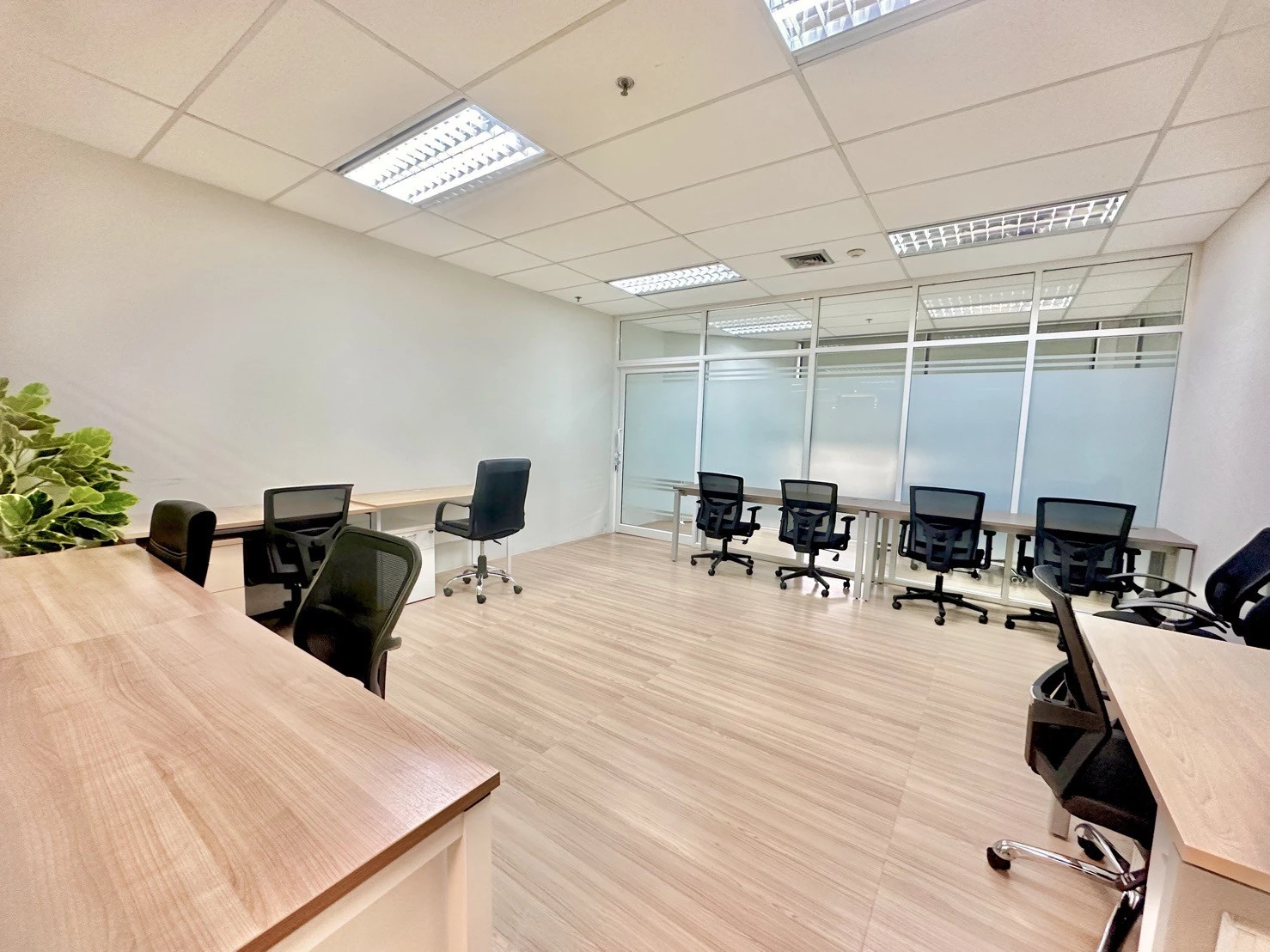 684144e3029d53295 at Office Space Office in Bangkok, Thailand