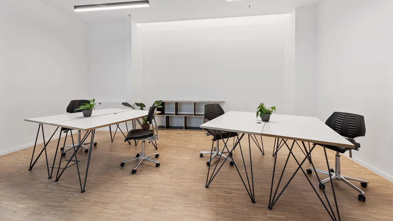 684ad411a6bd0f5f8 at 2-010 Office in Berlin, Germany