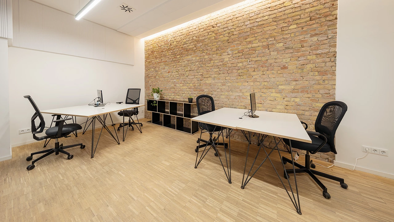 684ad73f8b6e0d2dd at 2-012 Office in Berlin, Germany