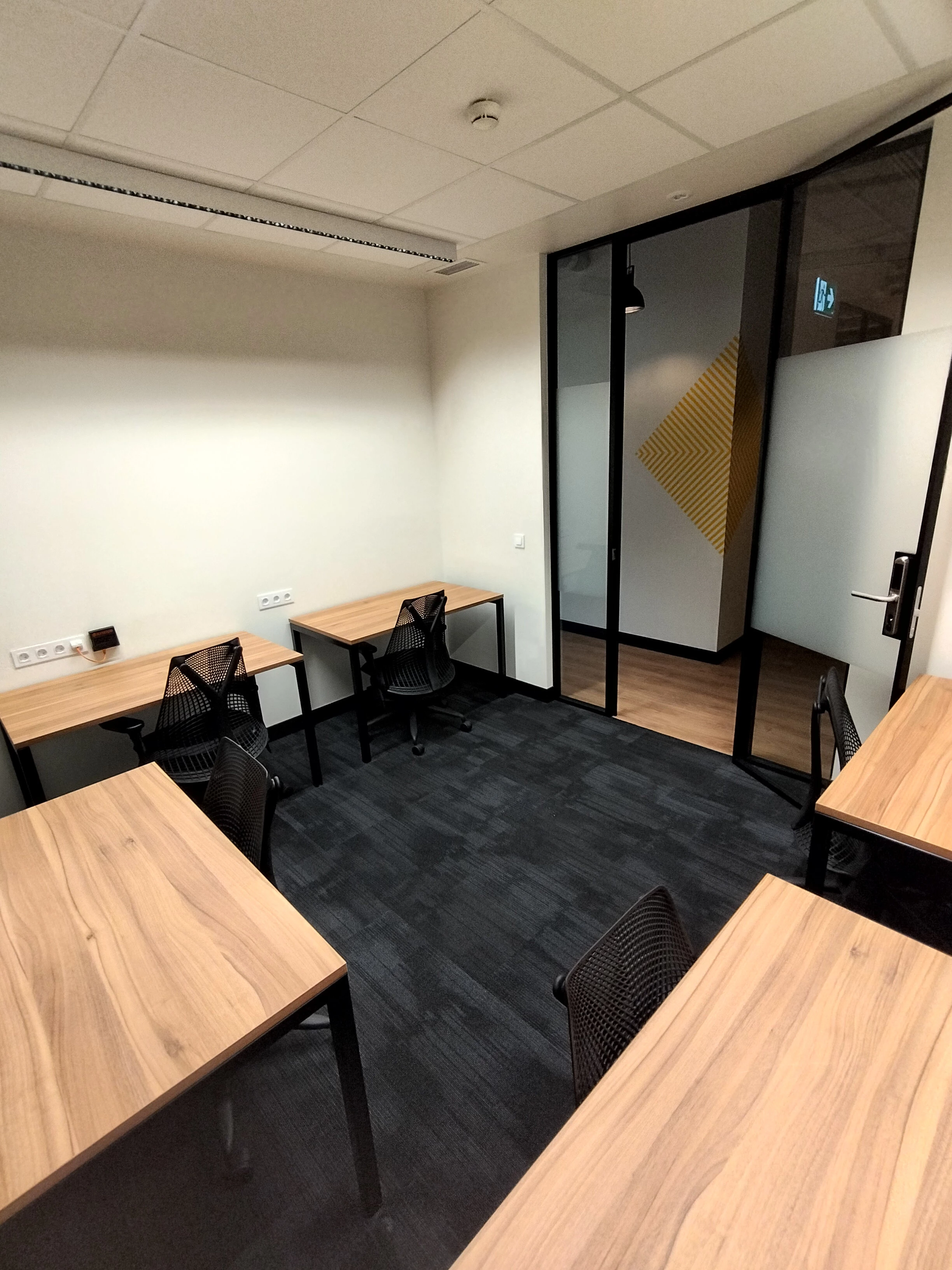 68501bbfce9ea4f4a at Private Office for 5 people Office in Lisboa, Portugal