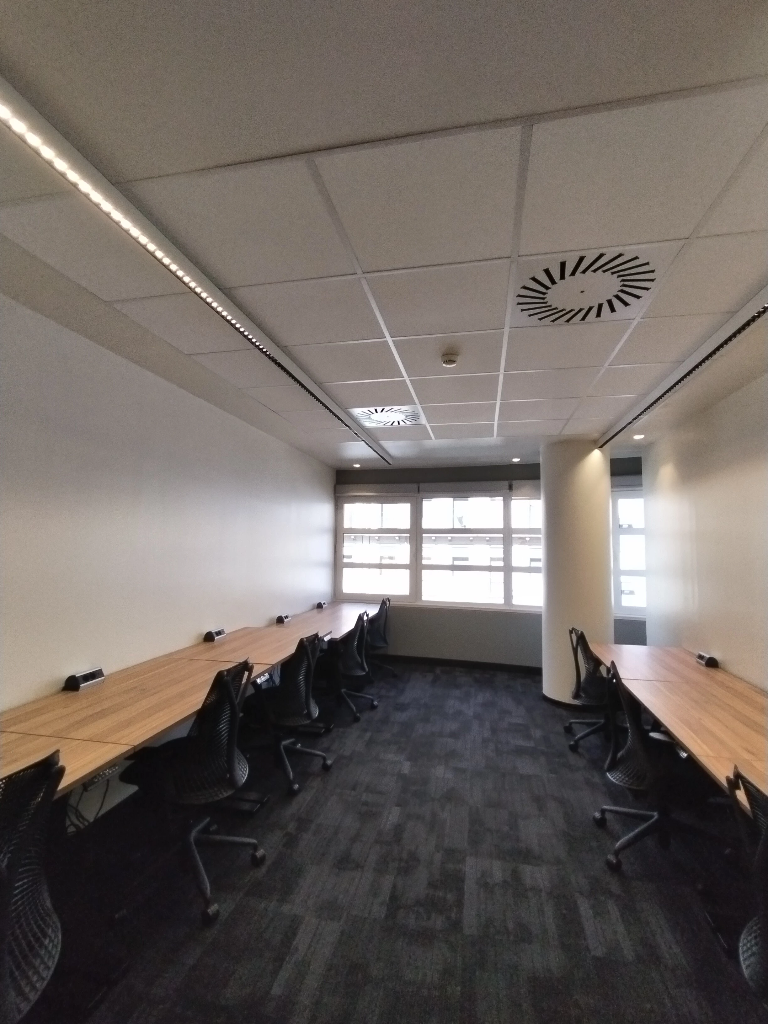 68501f0cda205ec5d at Private Office for 8 people Office in Lisboa, Portugal
