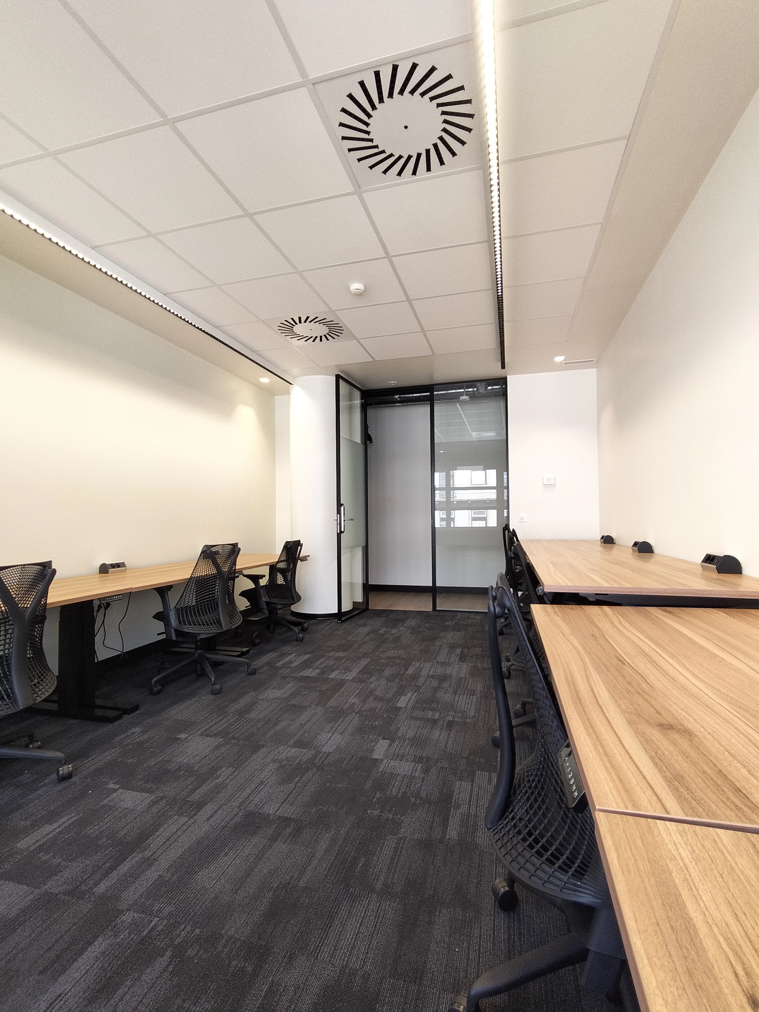 68501f0f1394ec9e1 at Private Office for 8 people Office in Lisboa, Portugal