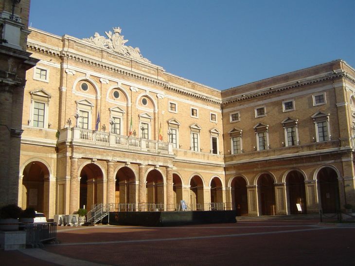 Recanati: si cerca il dirigente per l’area servizi al cittadino e affari istituzionali