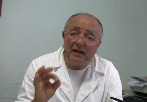 Daniele Massaccesi in camice bianco