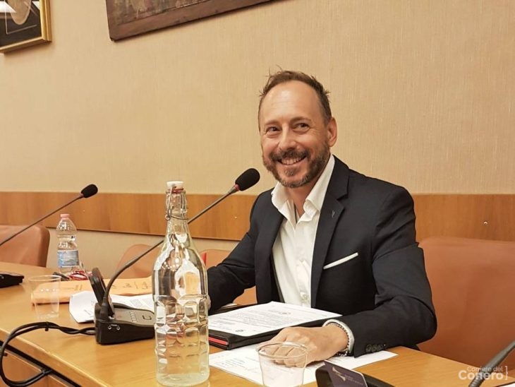 Un decreto sindacale “non a norma” ed un’assessorA distratta?? Gianluca Castagnani - Loreto Libera