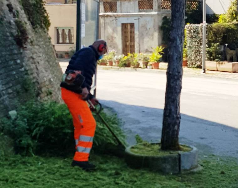 Infortunio sul lavoro per un operaio 33enne di Recanati