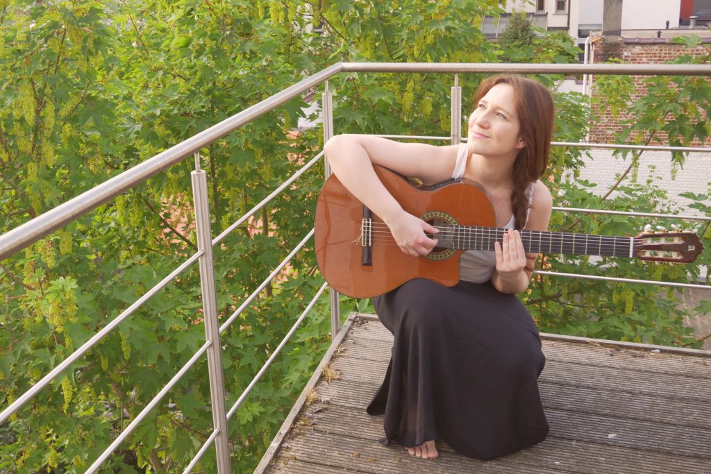 MARTA DE LLUVIA: “IN BELGIO VI RACCONTO IL MIO ISOLAMENTO”