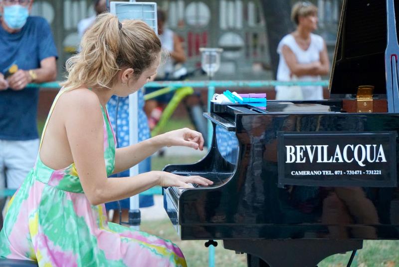 GRANDE SUCCESSO PER “MUSICA PER R-ESISTERE”.