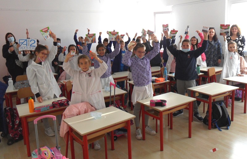 La Scuola “L. Lotto” di Recanati riceve il premio Enegan per la campagna “Elio e i Cacciamostri”