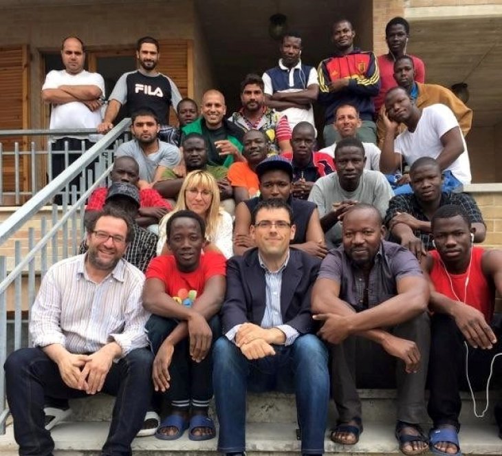 Recanati: fuori il GUS e dentro la Coos Marche per l’accoglienza di richiedenti asilo politico