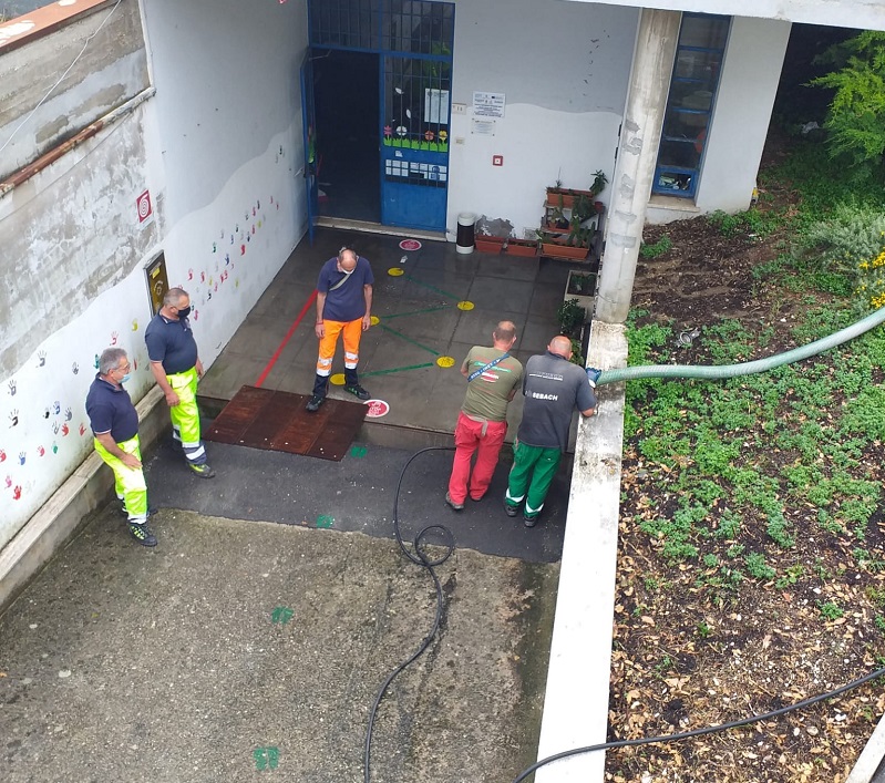 scuola allagata villa teresa