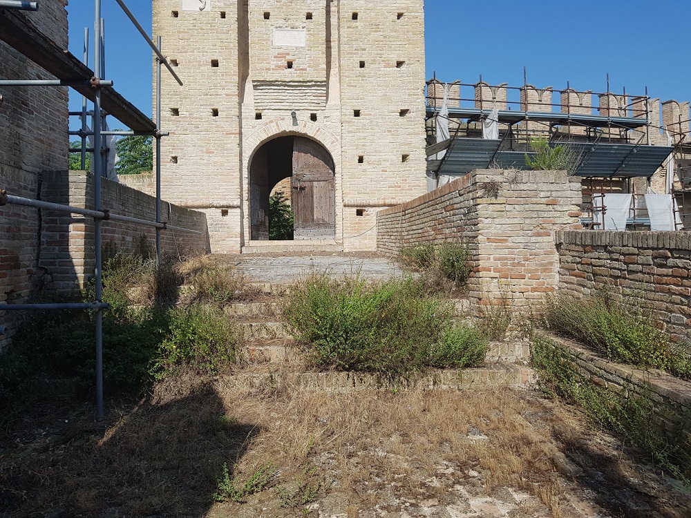 Approvato dalla Giunta il progetto di fattibilità per il consolidamento del Castello di Montefiore