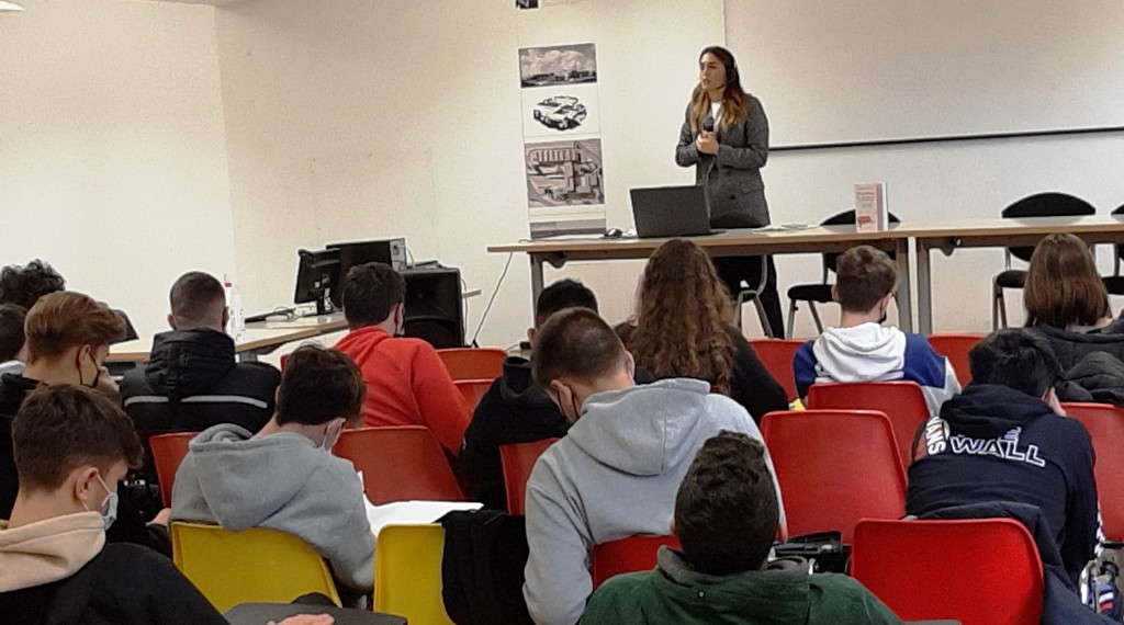 All’IIS “E.Mattei” una mattina con la criminologa forense Margherita Carlini