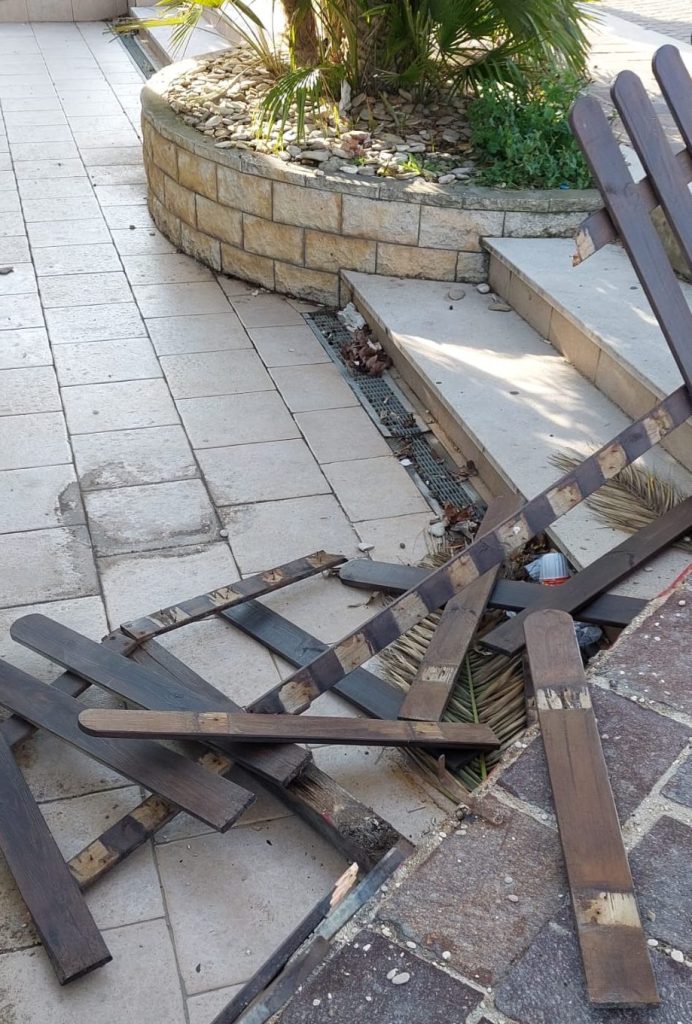 Vandali al “Bora Bora” a Porto Recanati