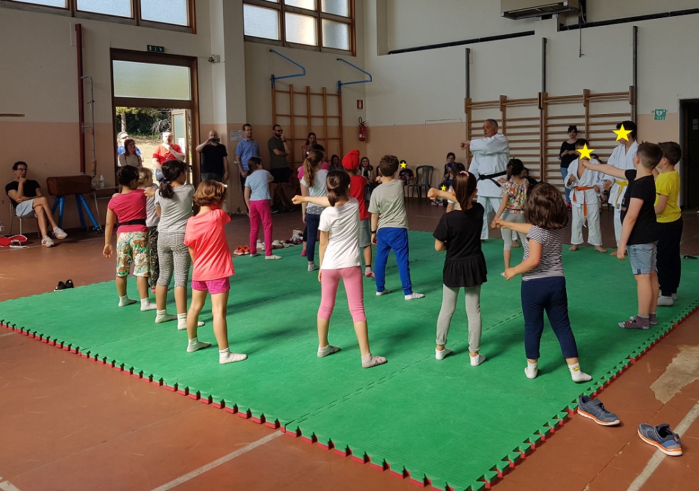 Il Judo entra a scuola e conquista i bambini dell’ Istituto Comprensivo Badaloni