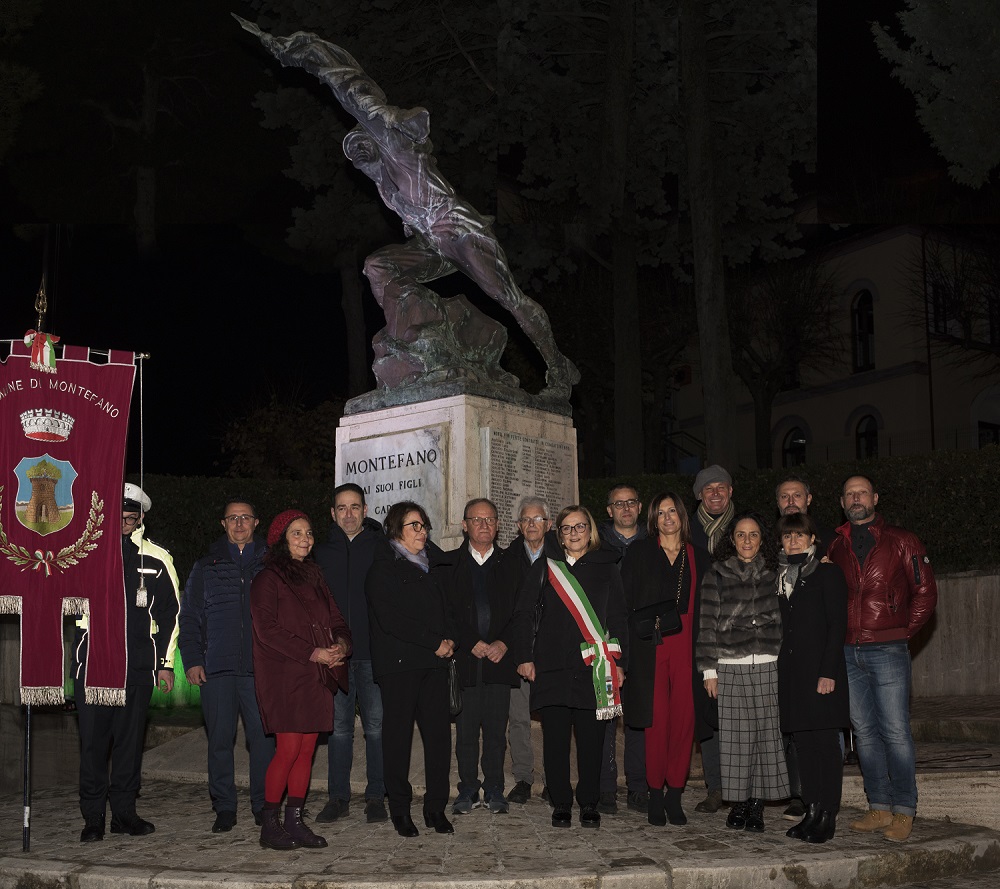 Montefano. Un Monumento ai Caduti bellissimo!