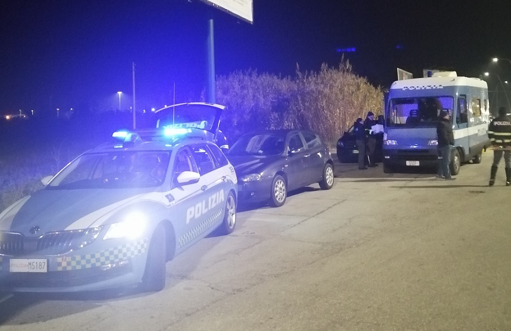Civitanova. lite in strada nella notte. Intervenuto personale del Commissariato di P.S.