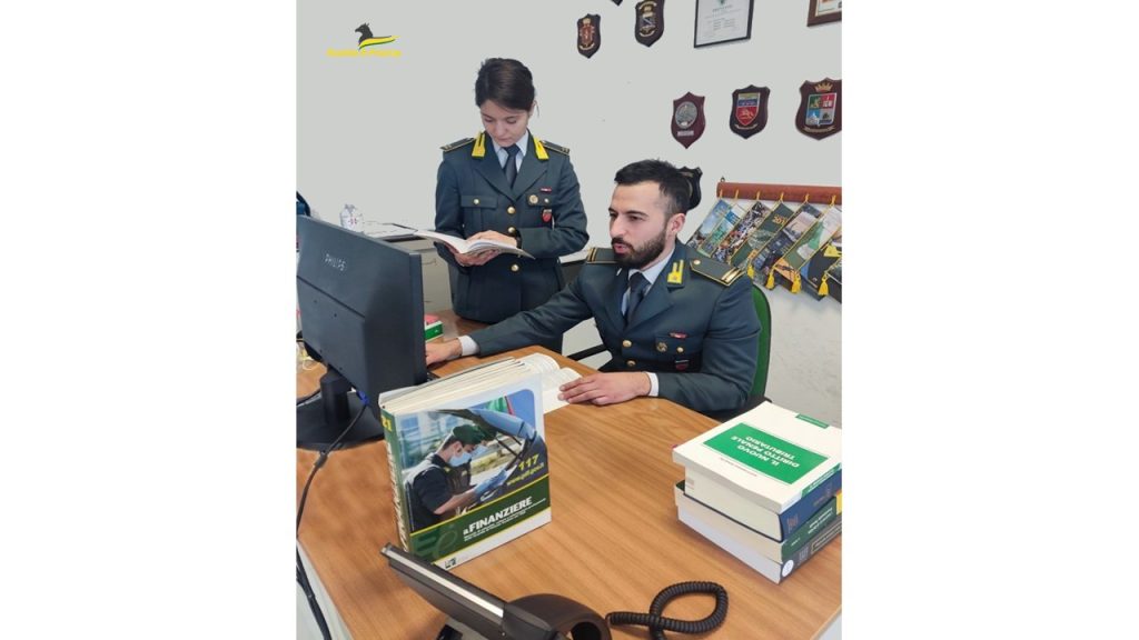 Gdf Fermo: frode sui contributi Covid. 3 denunce.