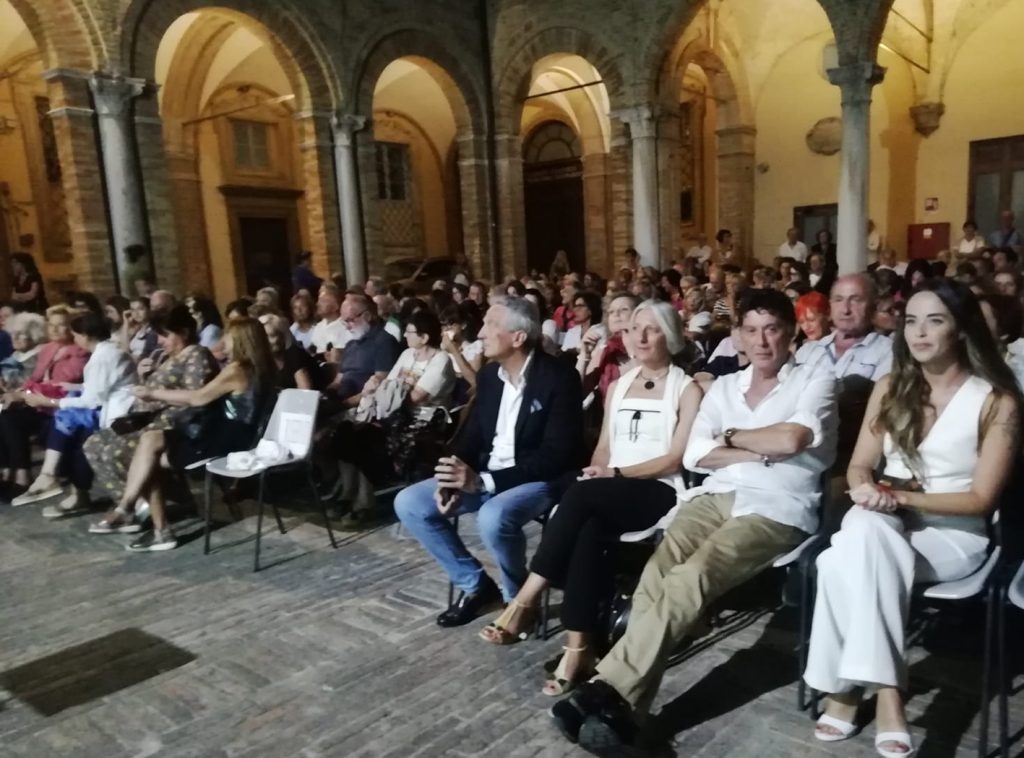 Grande successo per la premiere del film InFiniti girato a Recanati
