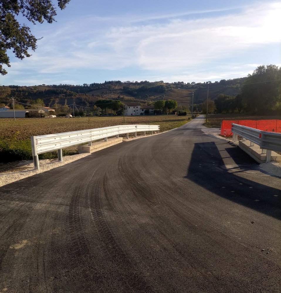 Montecassiano, conclusi i lavori del terzo e ultimo ponte sul Vallato
