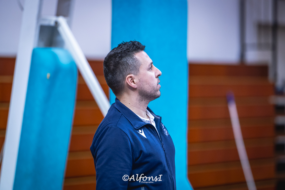 Pallacanestro Recanati. Coach Domesi: “Difficoltà a trovare il nostro ritmo ma sapremo reagire”