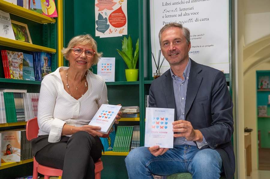 A Recanati si parla di amore e bellezza con la scrittrice Maria Rita Mazzanti