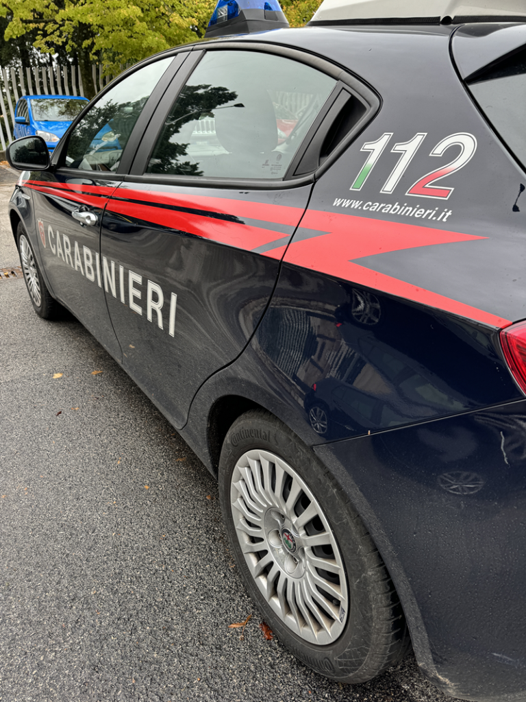 Misure cautelari per spaccio di droga nei confronti di un uomo e una donna