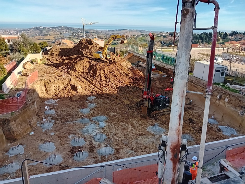 Recanati. 2.190 giorni dopo, partono finalmente i lavori per la ricostruzione della scuola Gigli
