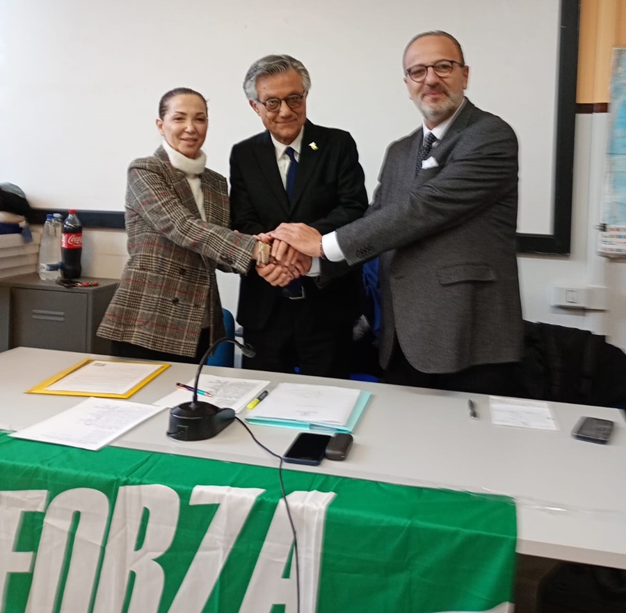 Congresso comunale Forza Italia Porto Recanati: Emanuela Addario è il nuovo segretario cittadino.