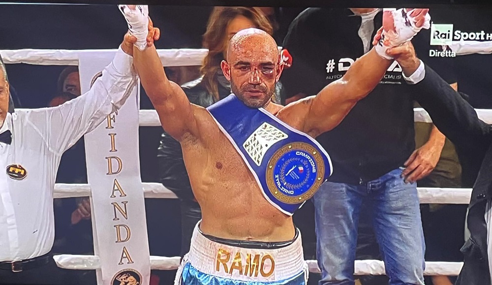 Aleksander Ramo conquista il titolo italiano a Livorno: il talento di Recanati domina sul ring