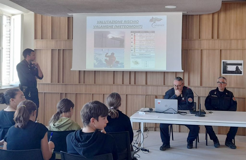 La scuola “Patrizi e il Corpo Forestale: educazione ambientale e legalità in biblioteca