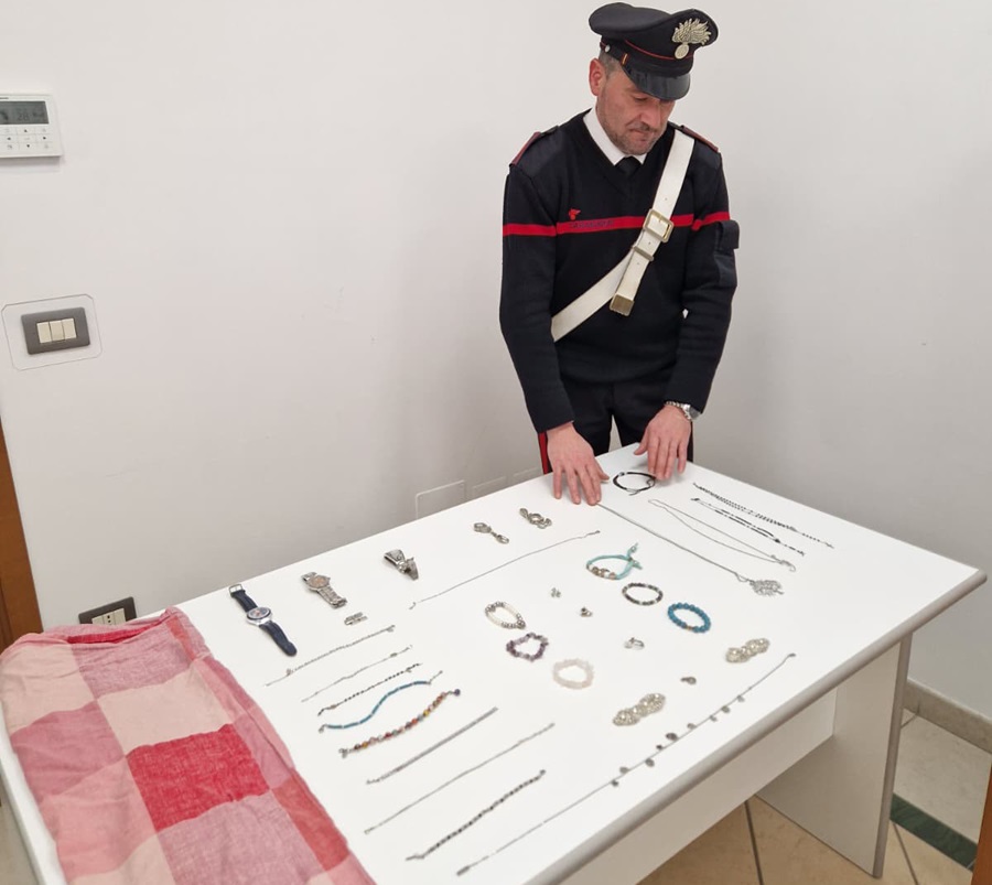 Furti in abitazione: Penna San Giovanni, individuato e denunciato un 30enne. Recuperata parte della refurtiva a Tolentino