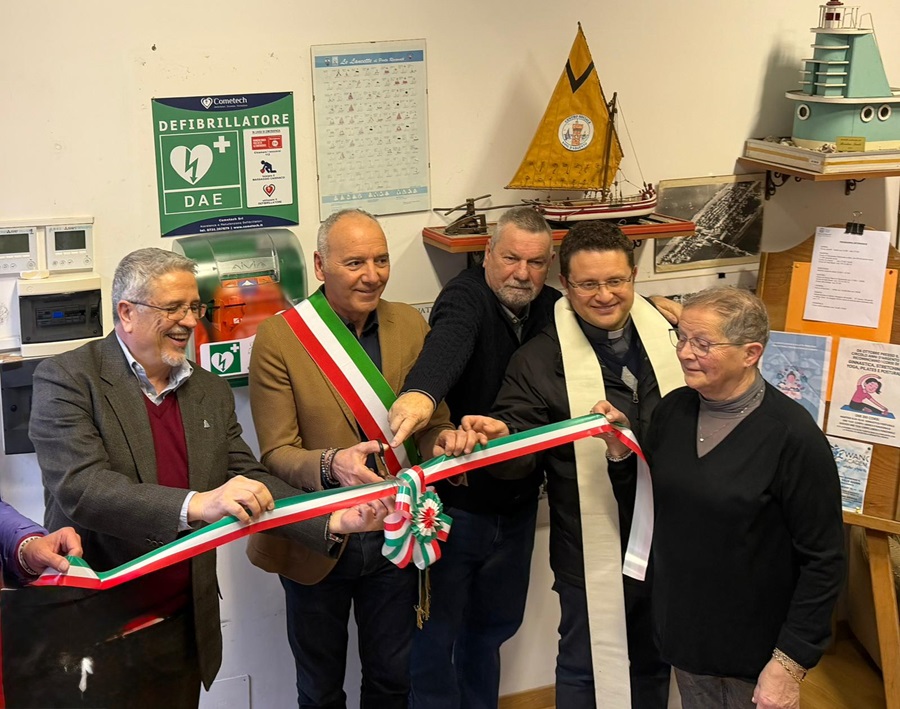 Porto Recanati sempre più cardioprotetta; inaugurato un nuovo DAE