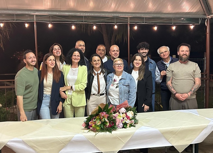 Montecassiano, nominata la nuova giunta. La sindaca Barbara Vecchi: «Una squadra che unisce competenza, esperienza e rinnovamento»
