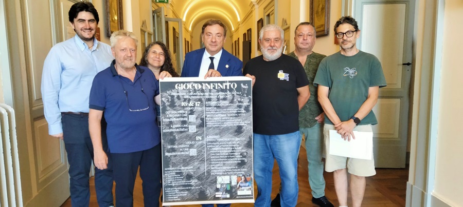 Recanati, arriva “Gioco Infinito”: tre giorni dedicati agli scacchi tra cultura, IA e tornei