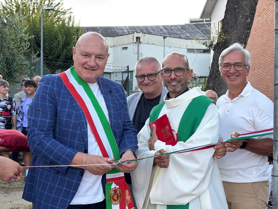 Recanati, inaugurato il campetto polivalente di Villa Teresa