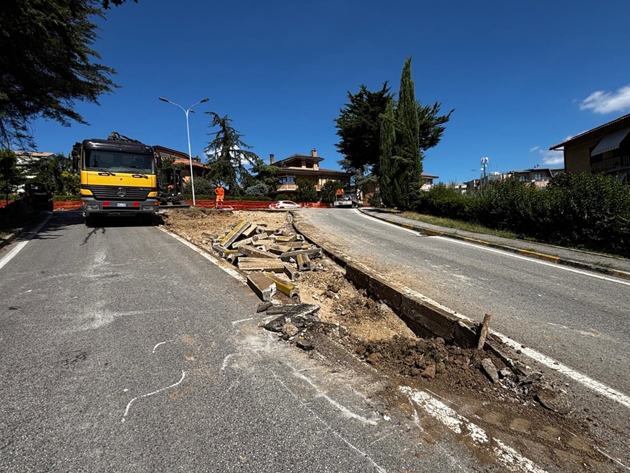 Recanati: aperto il cantiere per la nuova rotatoria di via Nazario Sauro