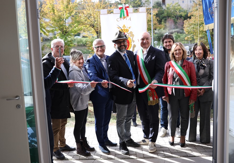 Recanati, inaugurata la “Casa alpina delle associazioni”