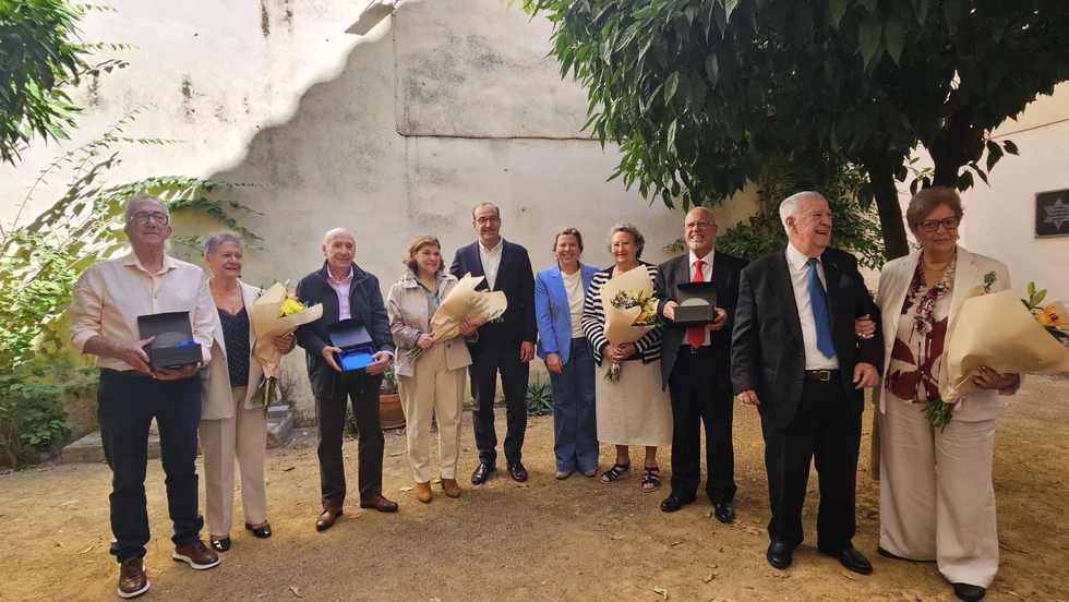 Cáceres homenajea a cuatro matrimonios longevos de la ciudad / TVi