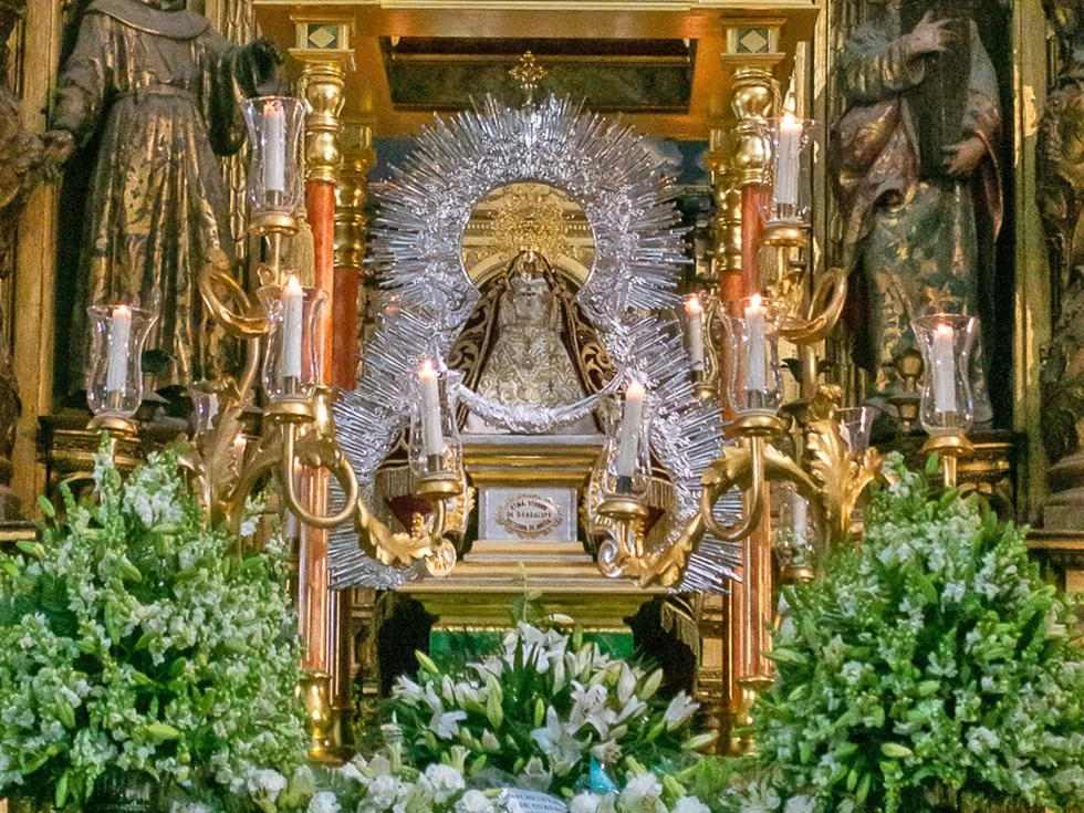 Santísima Virgen de Guadalupe / Antonio Rendón Domínguez y David Almendral