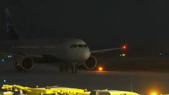 Tropas danesas aterrizan en Groenlandia en medio de tensiones