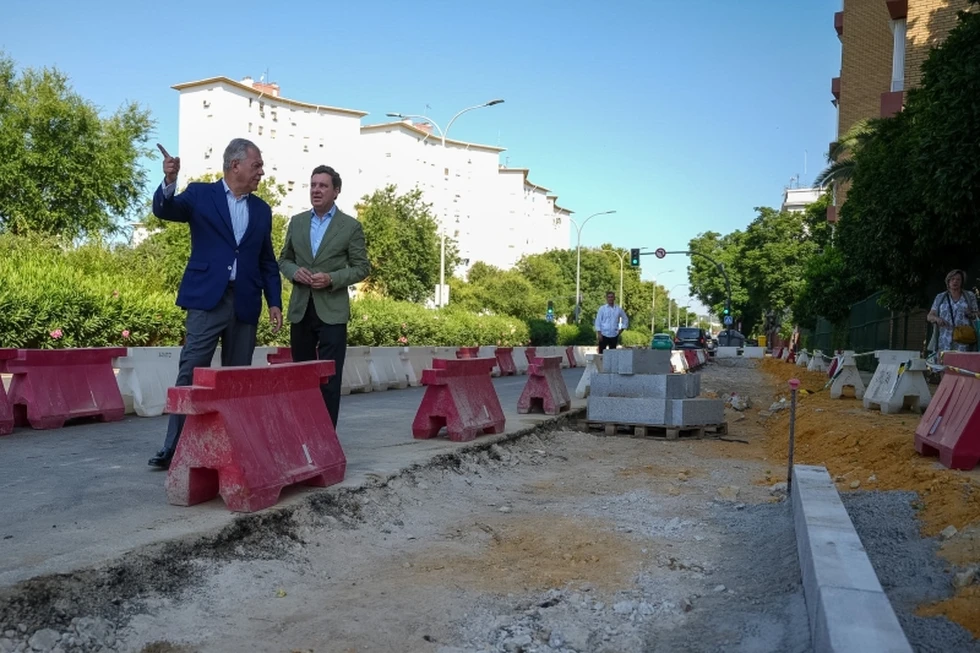 Obras de mejora en la accesibilidad del barrio de Triana de Sevilla / Antonio Rendón Domínguez